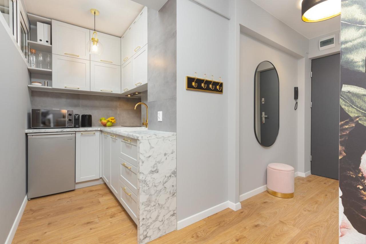 City Center Apartment Near The Vistula By Noclegi Renters Varsovie Extérieur photo